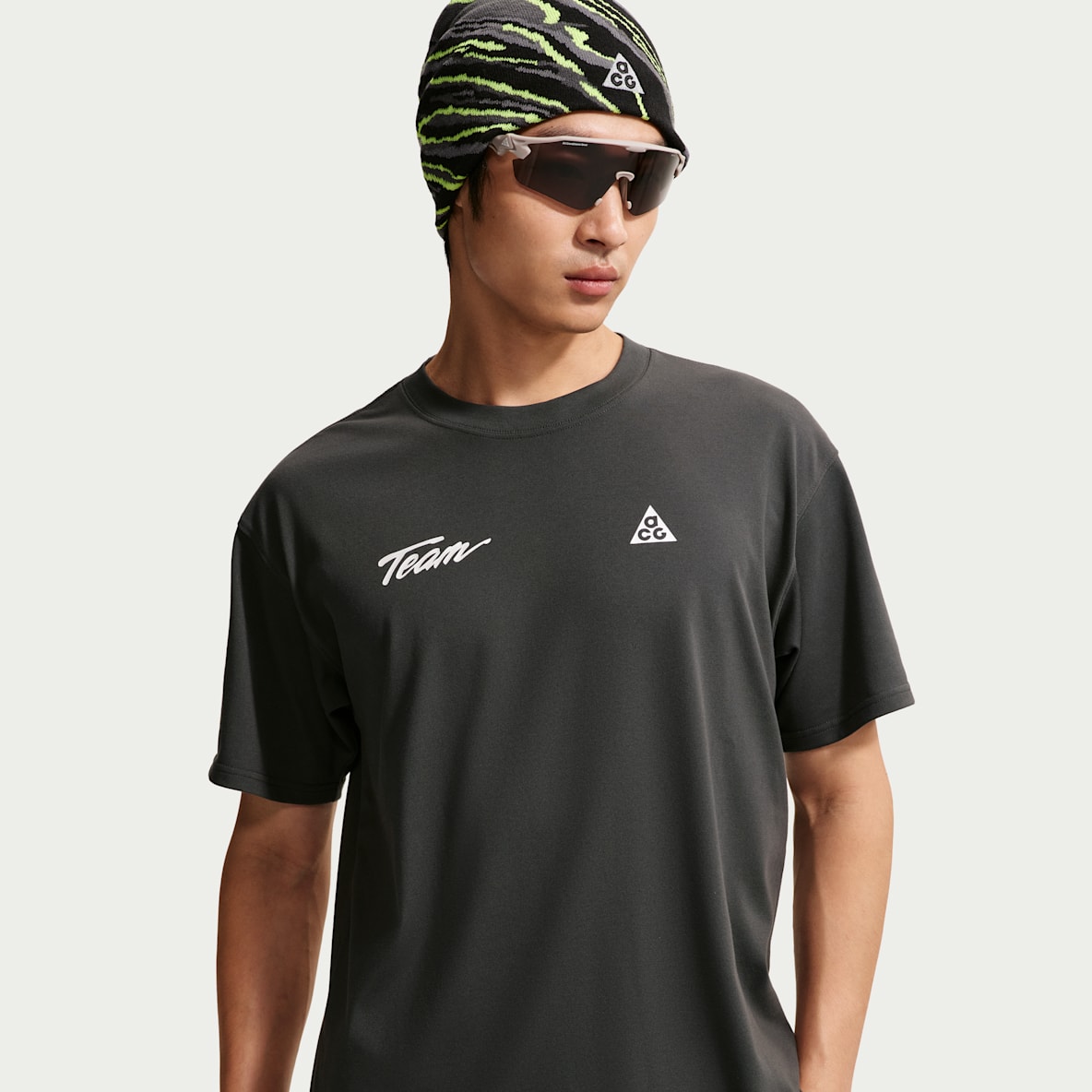 NIKE公式】 ルーズフィット トップス & Tシャツ【ナイキ公式通販】